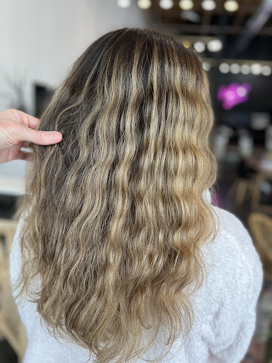 Hair Salon «Bouffant Hair Salon», reviews and photos, Bouffant Hair Salon, 2695 SW Cedar Hills Blvd, Beaverton, OR 97005, USA