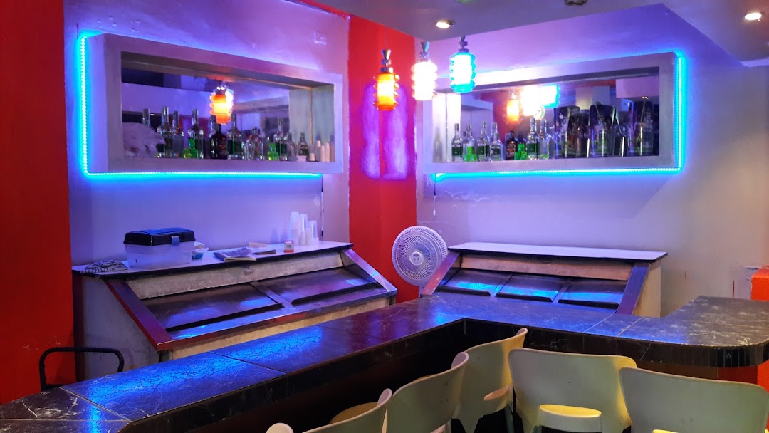 Cupula Discoteca Bar