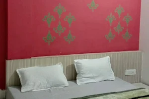 OYO 807995 Rohtak Guest House image