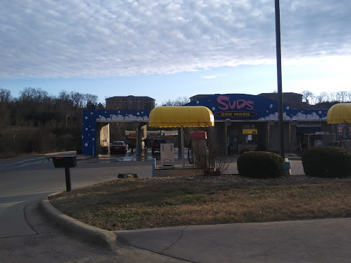 Suds Car Wash Branson en Branson