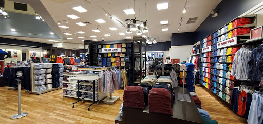 Clothing Store «Tommy Hilfiger», reviews and photos, 1001 N Arney Rd, Woodburn, OR 97071, USA