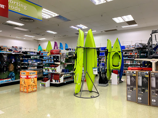 Discount Store «Kmart», reviews and photos, 5100 Dixie Hwy, Waterford Twp, MI 48329, USA