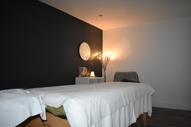 Reviews of Massage Pain Away in Bristol - Massage therapist