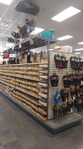 Sporting Goods Store «Big 5 Sporting Goods», reviews and photos, 1011 S Main St, Manteca, CA 95337, USA