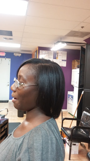 Beauty Salon «J J Hair & Nail Salon Inc», reviews and photos, 4071 NW 34th St, Lauderdale Lakes, FL 33319, USA