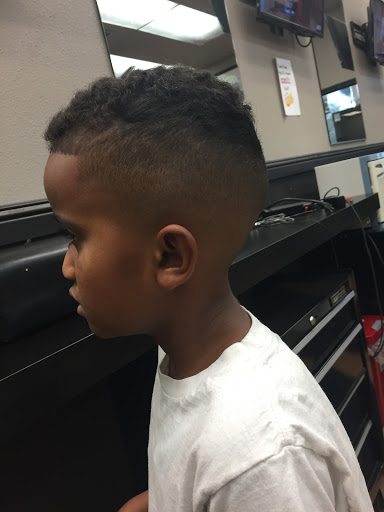 Barber Shop «Simply Divine Barber Shop», reviews and photos, 315 W Huntington Dr, Monrovia, CA 91016, USA