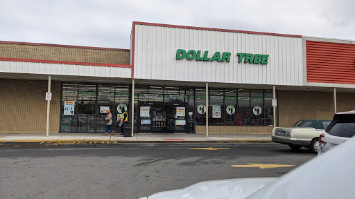 Dollar Store «Dollar Tree», reviews and photos, 135 Bloomfield Ave, Bloomfield, NJ 07003, USA