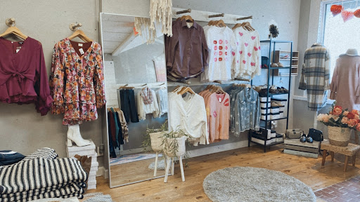 MintL.A. Boutique, 2505 SW White Birch Dr, Ankeny, IA 50023, USA, 