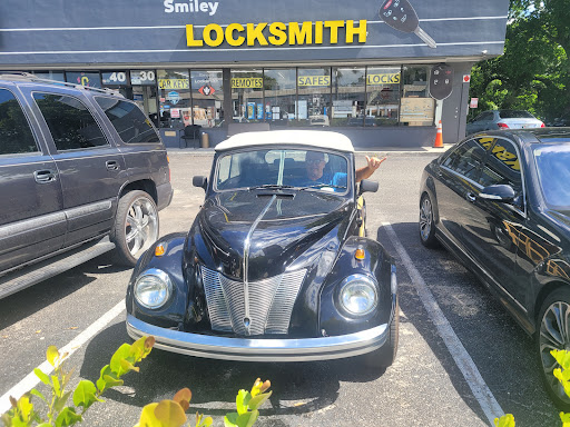 Locksmith «Smiley Locksmith», reviews and photos, 30 E Oakland Park Blvd, Wilton Manors, FL 33334, USA
