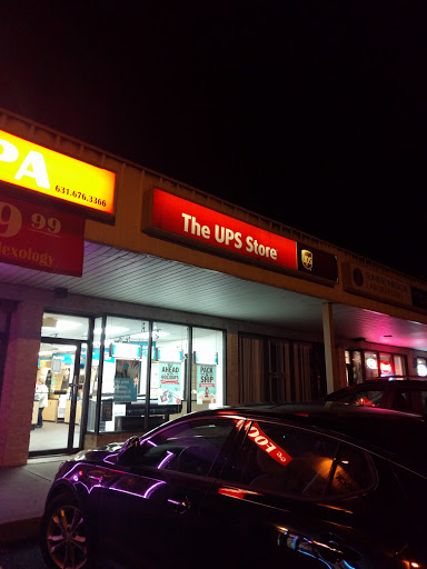 Shipping and Mailing Service «The UPS Store», reviews and photos, 1069 Main St, Holbrook, NY 11741, USA