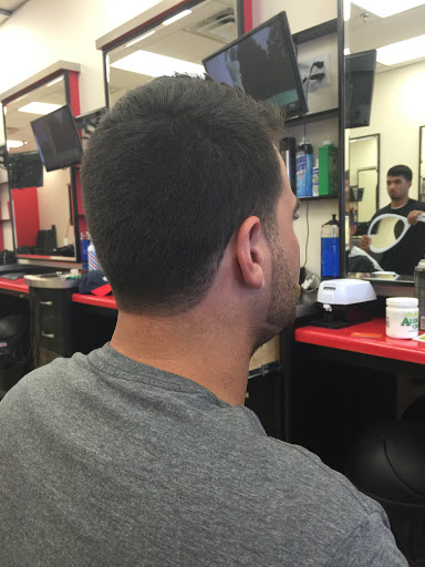 Barber Shop «Royal Barbershop Whitepoint Shopping Center», reviews and photos, 132-13 14th Ave, College Point, NY 11356, USA