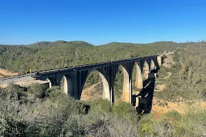Puente de la Alcolea image