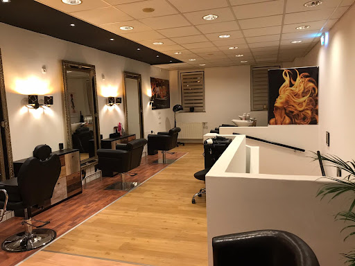 Mojghan Friseursalon In Spital am Pyhrn