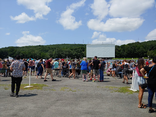 Drive-in Movie Theater «Circle Drive-In Theatre​», reviews and photos, 1911 Scranton Carbondale Hwy, Scranton, PA 18508, USA