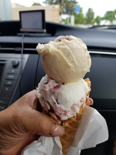 Ice Cream Shop «Captain Sundae», reviews and photos, 537 W Main Ave, Zeeland, MI 49464, USA