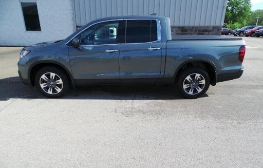 Used Car Dealer «J.H. Barkau & Sons», reviews and photos, 1102 E South St, Freeport, IL 61032, USA