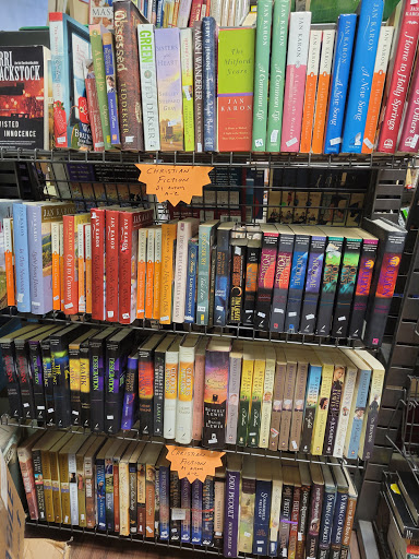 Used Book Store «Bring Your Old Books», reviews and photos, 48551 Van Dyke, Shelby Charter Township, MI 48317, USA