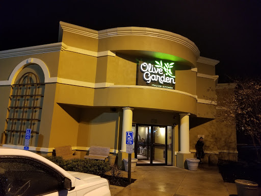 Shopping Mall «Hamilton Mall», reviews and photos, 4403 E Black Horse Pike, Mays Landing, NJ 08330, USA