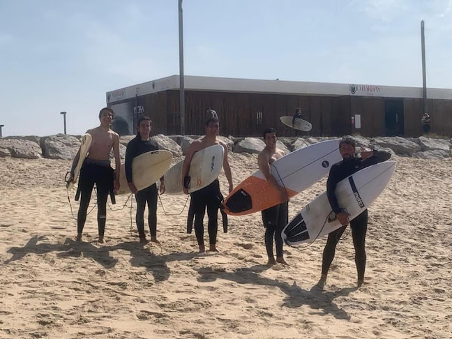 Barbas Surf Academy - Almada