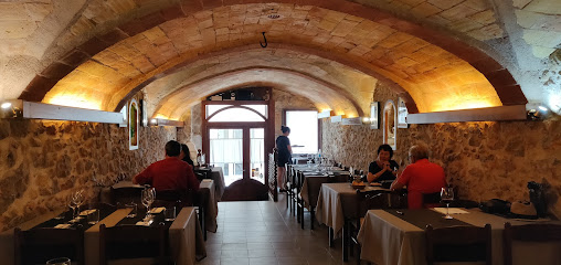 Restaurant el Gotim - Carrer Puig Sureda, 18, 17130 L,Escala, Girona, Spain