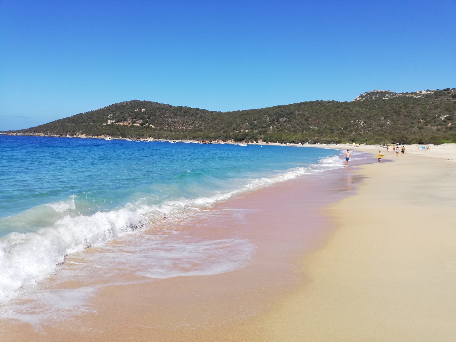 Tralicetu Plajı'in fotoğrafı uzun koy ile birlikte