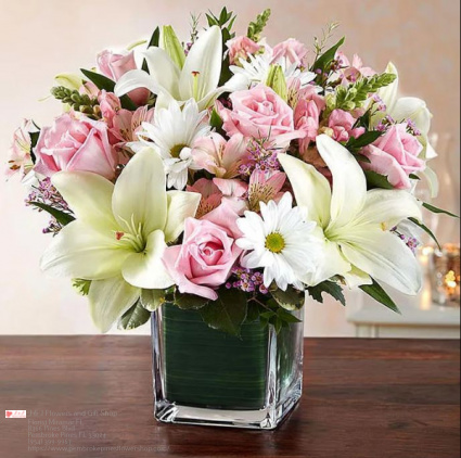 Florist «J & J Flowers and Gifts Shop», reviews and photos, 8366 Pines Blvd, Pembroke Pines, FL 33024, USA