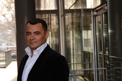 Dr Benachour - Dermatologue esthétique anti-âge - Injection de botox et d'acide hyaluronique - Epilation laser à Paris