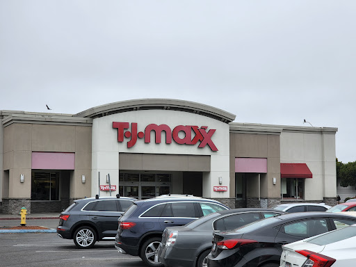 Bayshore Mall, 3300 Broadway St, Eureka, CA 95501, USA, 