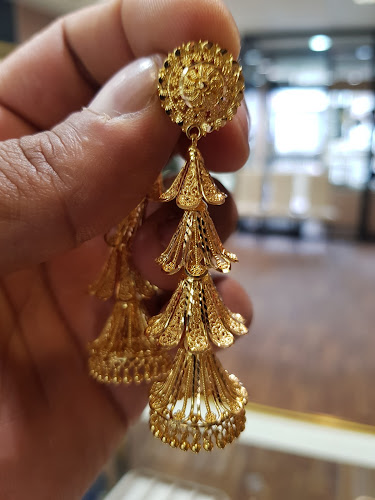 Reviews of Sunny Jewellers in Leicester - Jewelry