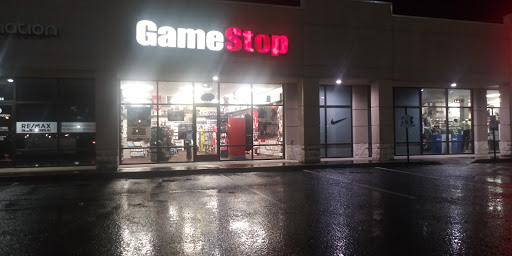 GameStop, 2136 N Locust Ave, Lawrenceburg, TN 38464, USA, 