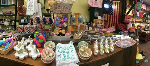 Florist «City Line Florist», reviews and photos, 2978 Nichols Ave, Trumbull, CT 06611, USA