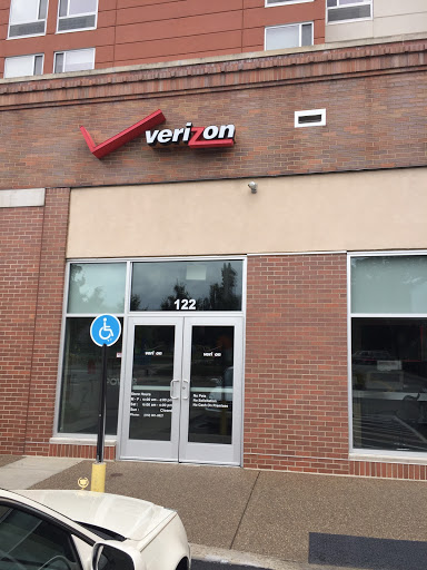 Internet Service Provider «Verizon Fios Store», reviews and photos, 122 Bakery Square Blvd, Pittsburgh, PA 15206, USA