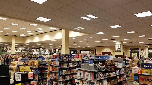 Book Store «Barnes & Noble», reviews and photos, 1565 Briargate Blvd, Colorado Springs, CO 80920, USA