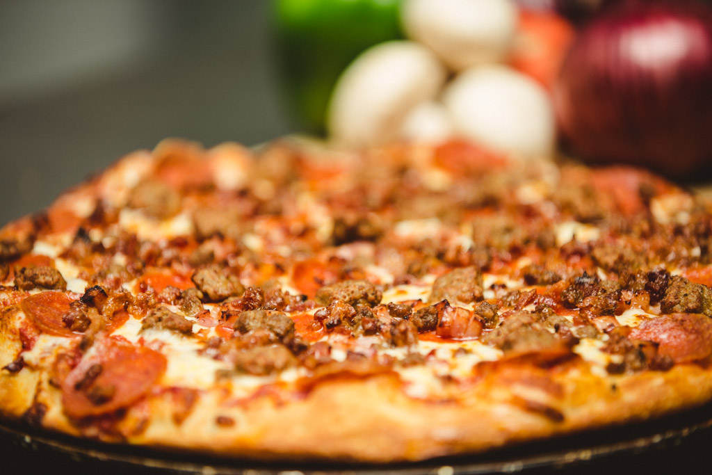 La Bella Pizza 34th & Osage 79118