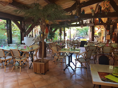 Le Co'case - Bar à cocktail & glacier à Embrun