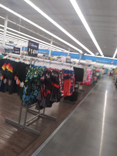 Department Store «Walmart Supercenter», reviews and photos, 6819 Walton Ln, Gloucester Courthouse, VA 23061, USA