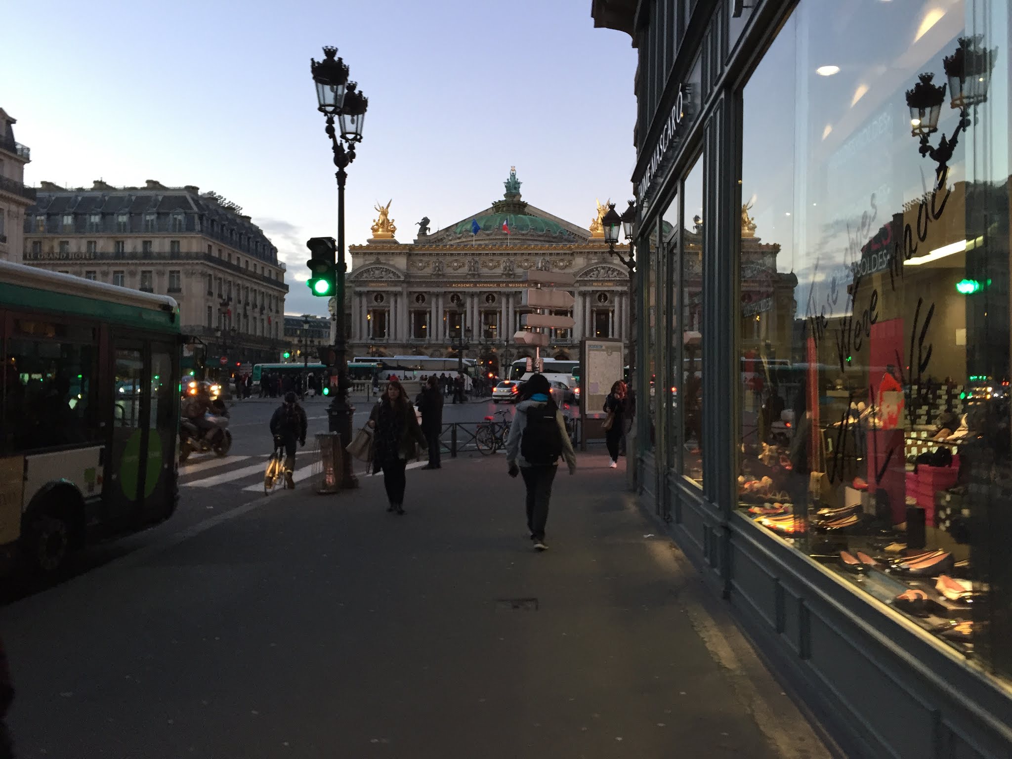 Photo n° 1 de l'avis de Alireza.k fait le 12/03/2019 à 01:18