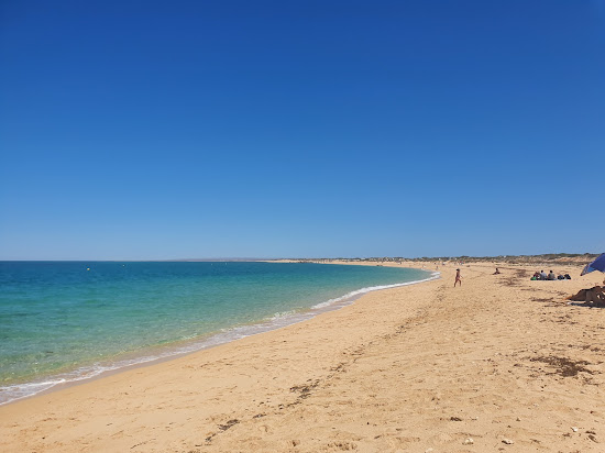 Bundegi Beach