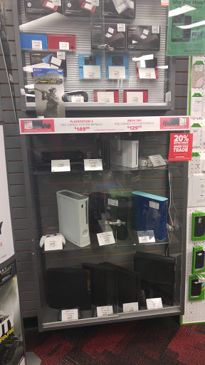 Video Game Store «GameStop», reviews and photos, 326 W Army Trail Rd #130, Bloomingdale, IL 60108, USA