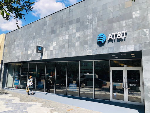 Cell Phone Store «AT&T», reviews and photos, 215 Miracle Mile, Coral Gables, FL 33134, USA