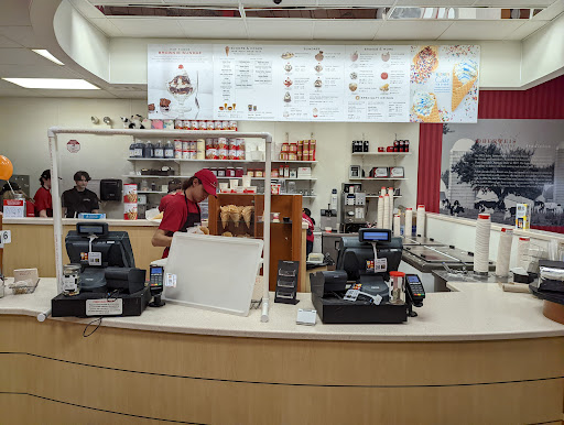 Ice Cream Shop «Oberweis Dairy», reviews and photos, 101 S Northwest Hwy, Park Ridge, IL 60068, USA