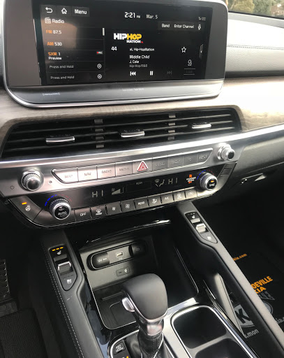 Kia Dealer «Monroeville Kia», reviews and photos, 3721 William Penn Hwy, Monroeville, PA 15146, USA