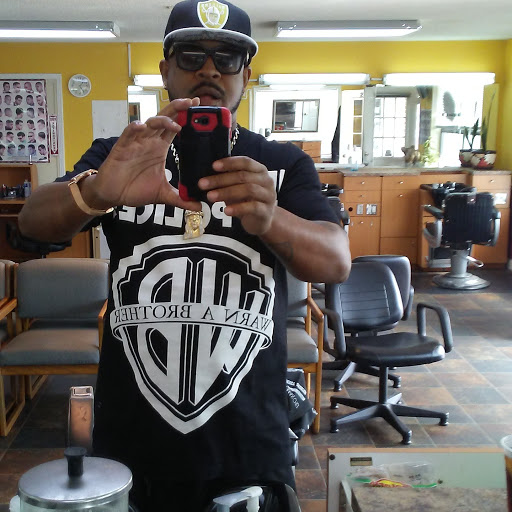Barber Shop «Styles & Cuts Barber & Beauty», reviews and photos, 214 Tiny Town Rd, Clarksville, TN 37042, USA