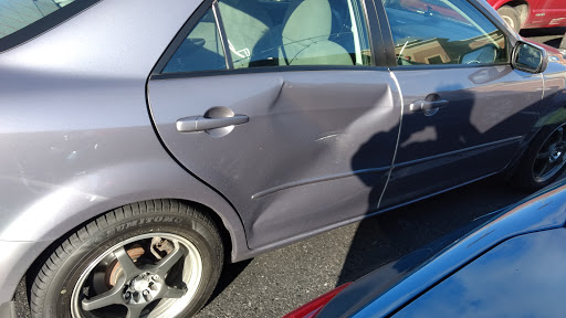 Auto Body Shop «Service King Collision Repair of North Fredericksburg», reviews and photos, 30 Trade St, Fredericksburg, VA 22406, USA