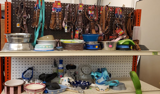 Thrift Store «Fabulously Frugal Thrift Shop», reviews and photos, 611 2nd St, Snohomish, WA 98290, USA