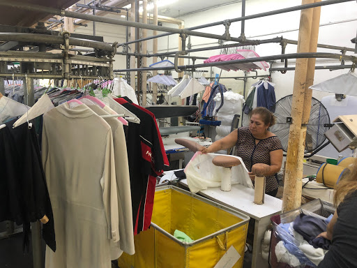 Dry Cleaner «One Price Dry Cleaning», reviews and photos, 8263 W Broward Blvd, Plantation, FL 33324, USA