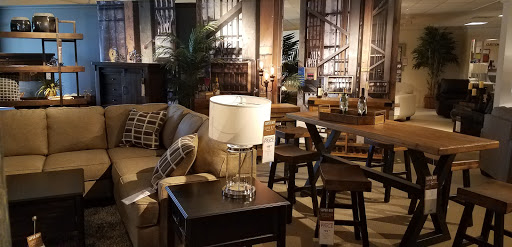 Furniture Store «Star Furniture Clearance Center», reviews and photos, 16515 North Fwy, Houston, TX 77090, USA