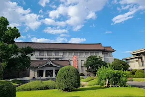 Tokyo National Museum - Heiseikan image