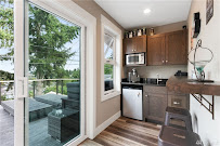 Laura White Interior Design - Photo 4 - Car repair in , Bremerton