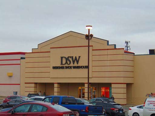 Shoe Store «DSW Designer Shoe Warehouse», reviews and photos, 110 Slater St, Manchester, CT 06040, USA